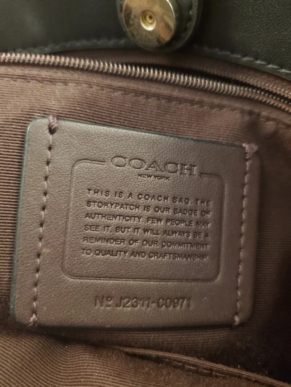 COACH LEATHER TOTE 22 IN PERFECT LIKE NEW CONDITION!